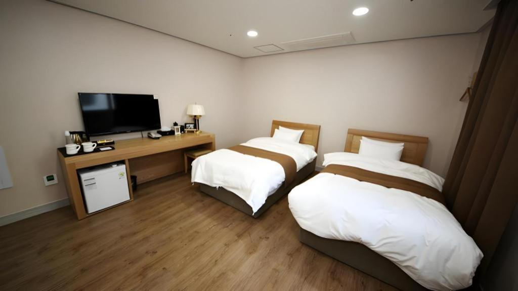Hotel Aroha Jeju Szogüpho Kültér fotó