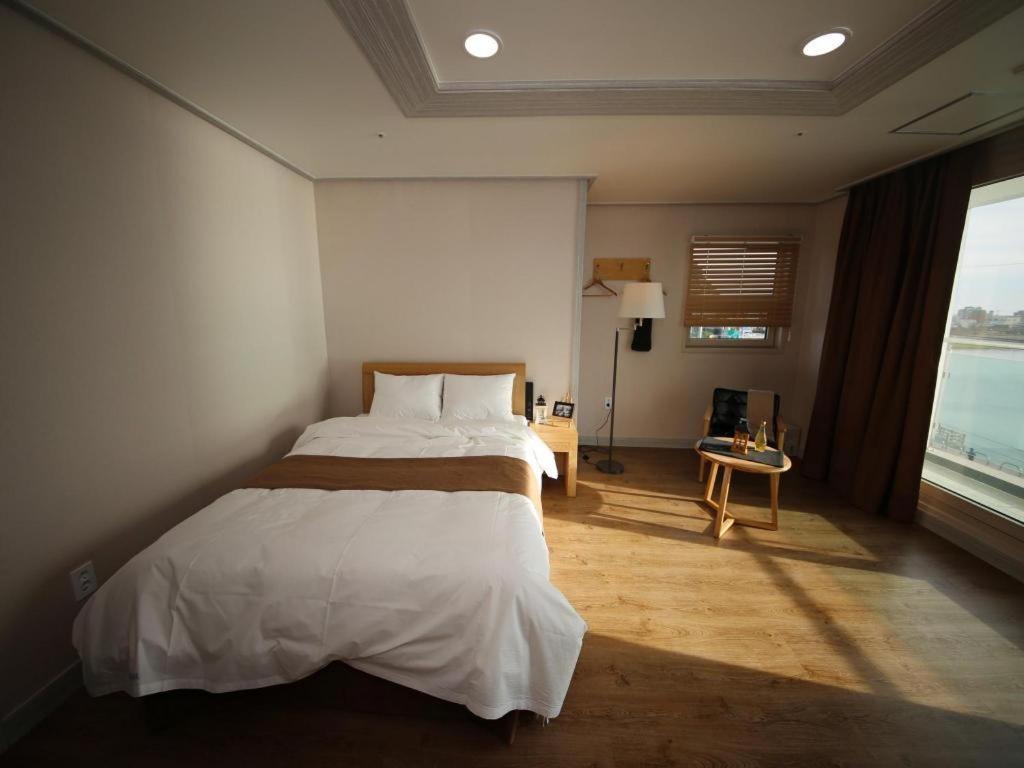 Hotel Aroha Jeju Szogüpho Kültér fotó