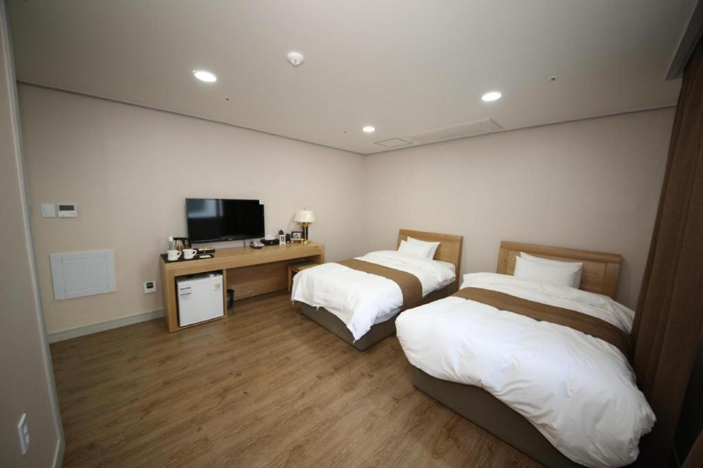 Hotel Aroha Jeju Szogüpho Kültér fotó