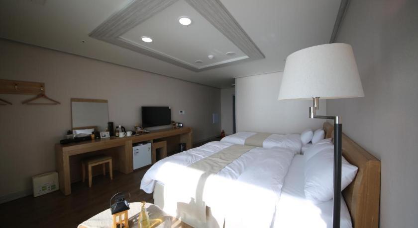 Hotel Aroha Jeju Szogüpho Kültér fotó