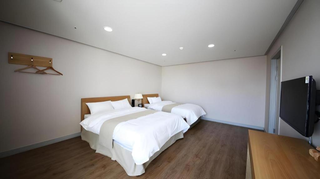 Hotel Aroha Jeju Szogüpho Kültér fotó